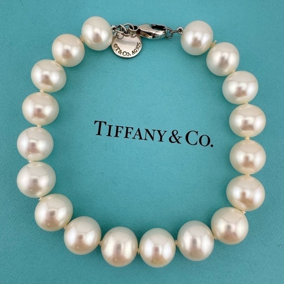 Tiffany & Co. Jewelry - RARE Tiffany & Co. Ziegfeld 9-10mm Pearl Bracelet Sterling Silver